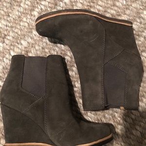 Splendid wedge booties